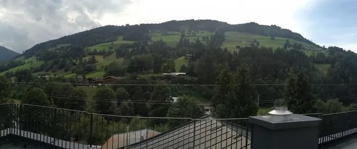 בית הארחה Lifesport Hechenmoos 3*